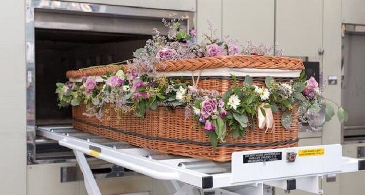 4 Major Reasons Why People Choose Cremation Over Burial Cremation Over Burial